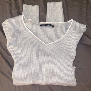 Grey sweater brandy